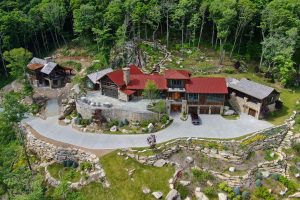 Luxury Home Eaglesnest